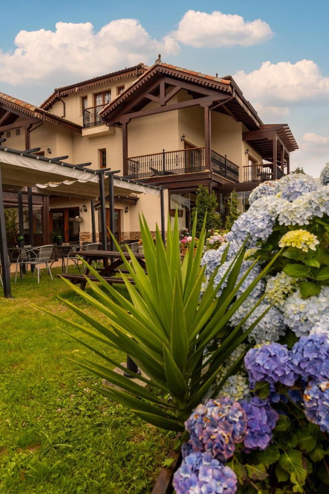 Hotel Rural Playa De Aguilar Muros de Nalón Exteriör bild